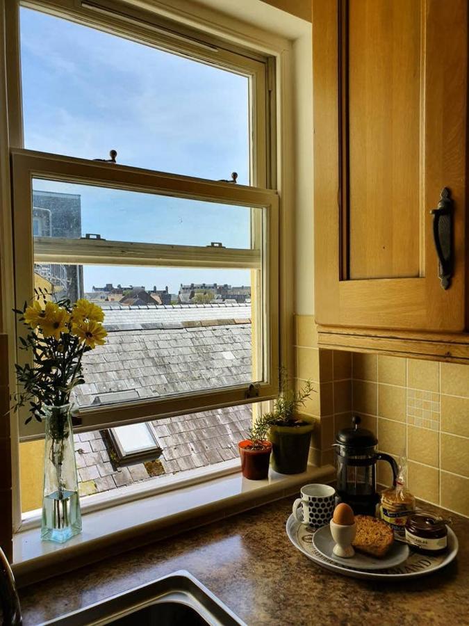 Stylish Flat In Central Tenby & Free Parking Extérieur photo